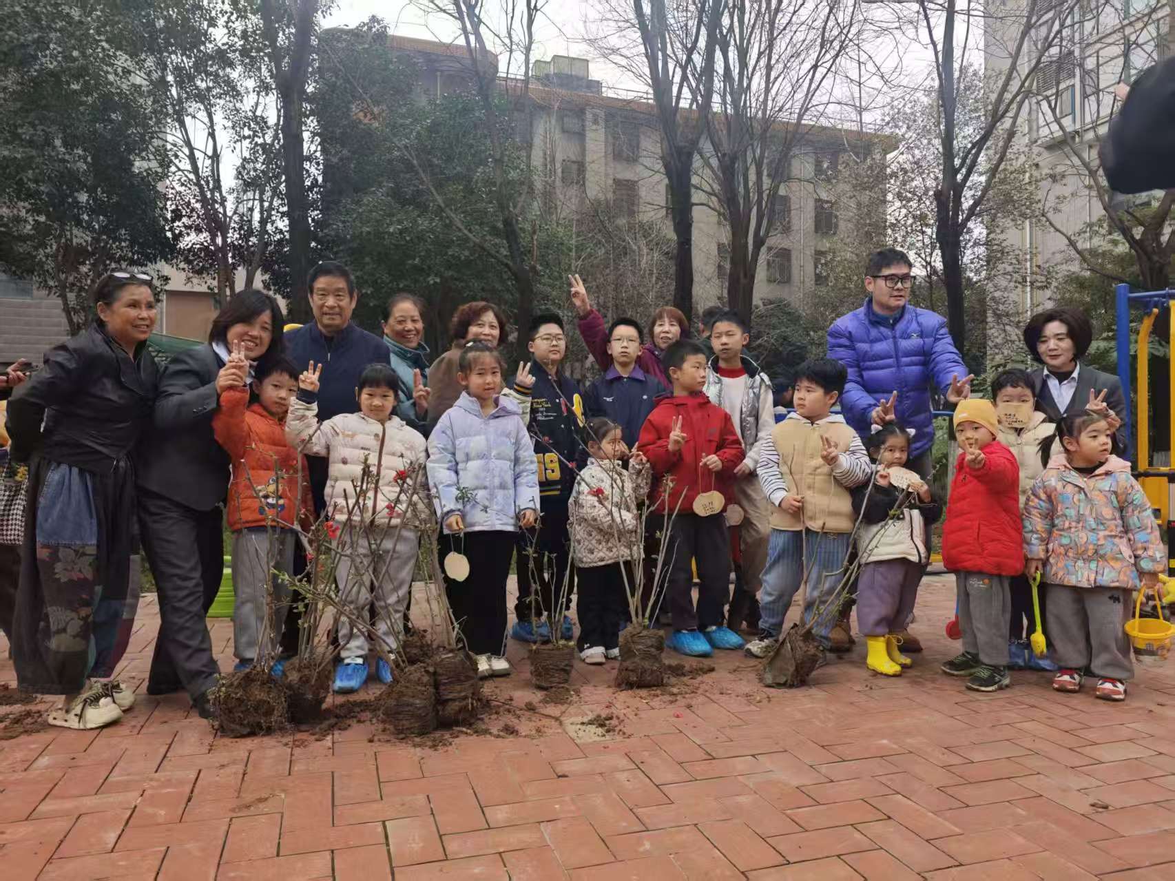 181773799581118481.jpg 9e3b16fe0004e6a53840215893e31c91.jpg